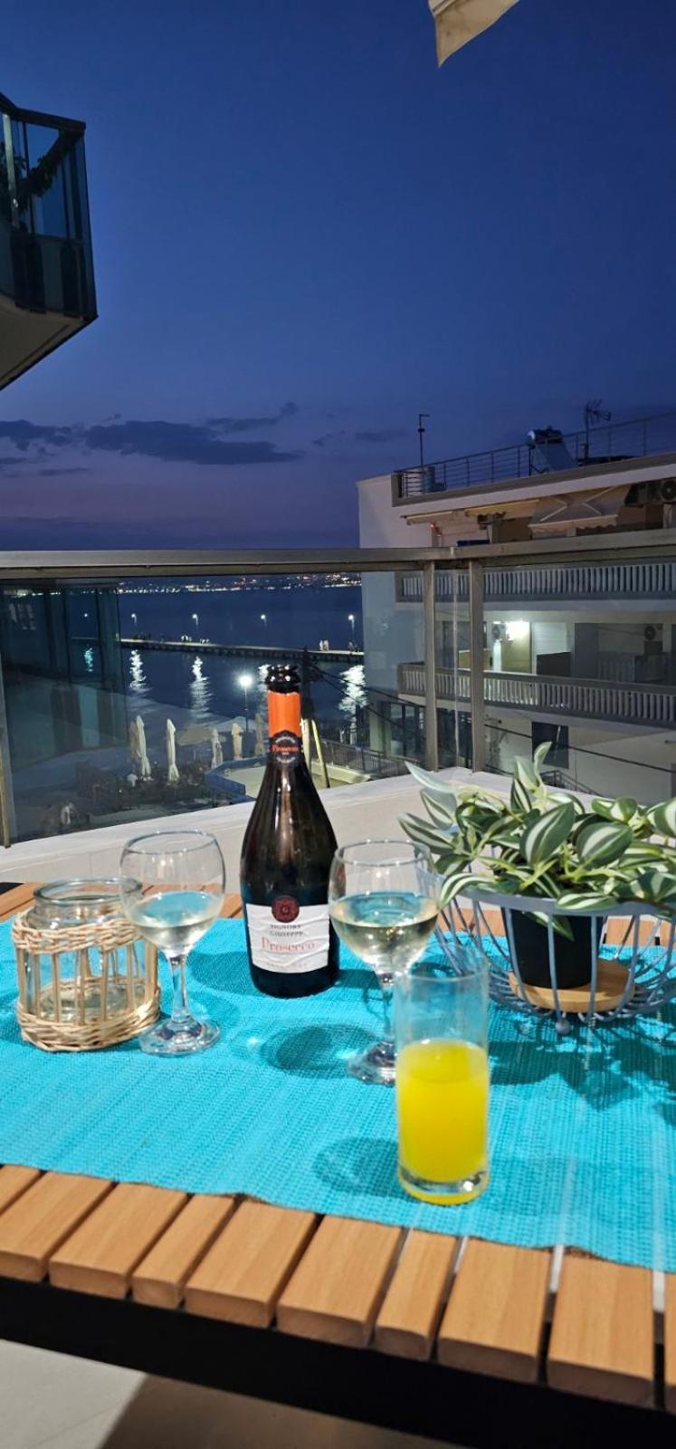 Riviera Peraía